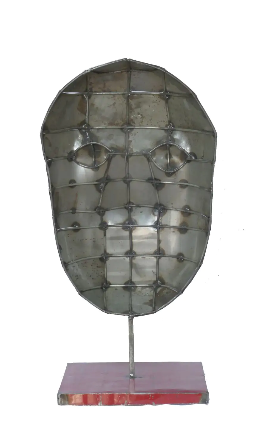  Product image 4 of the product “Small Mask on stand - Modell 4, 52cm height, sculpture from upcyceled oil barrel. ”